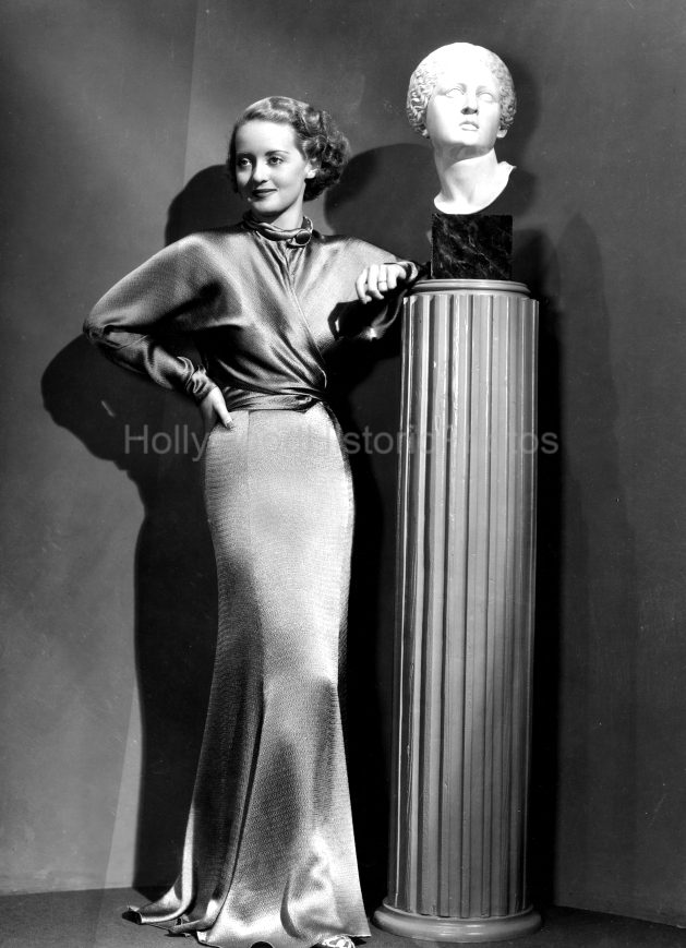 Bette Davis 1935 2 Fashion shoot wm.jpg